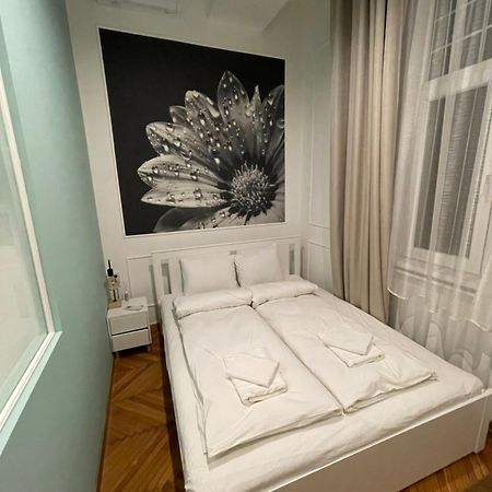 Flower Apartment Budapest Eksteriør billede